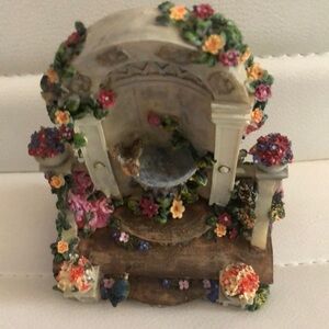 Floral Decorative Fountain Figurine